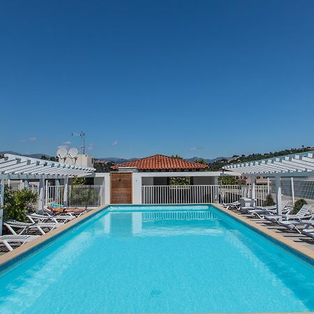 Vacanceole - Residence Le Crystal Cagnes-sur-Mer Dış mekan fotoğraf